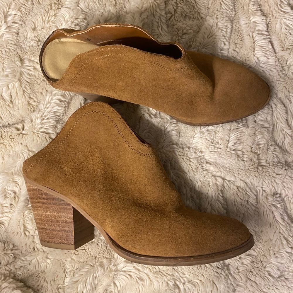 Chinese Laundry Beaute Mule